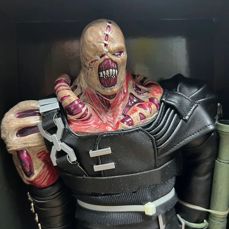 Genuine Capcom Biochimica Crisis Tracker Nemesisi 15 Pollici Action Figure Model Toy Gifts