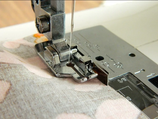 Singer 1/4 "Quilting Foot 9901 (Xc6800251) (P60610)