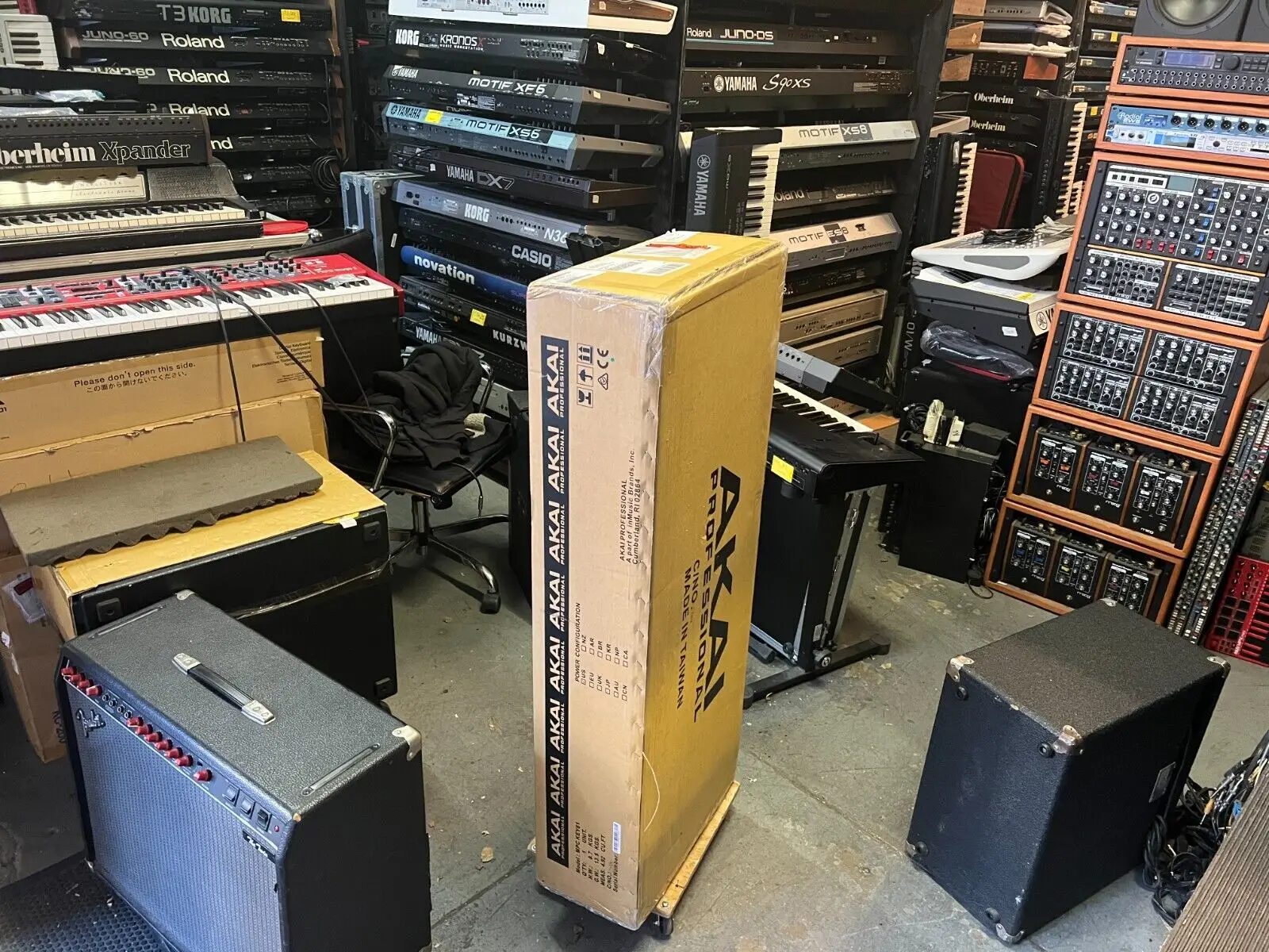 Vendite Calde Akai Mpc Key 61 Campionatore Autonomo/Sequencer/Pad In Box
