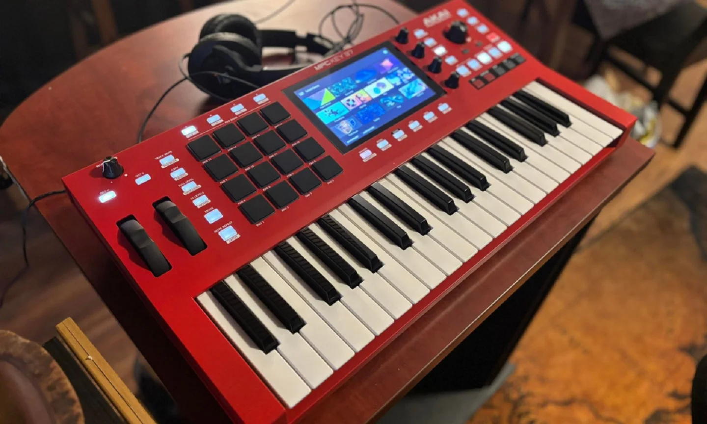 Tastiera Di Produzione Mpc Standalone Akai Professional Mpc Key 37 Nuova Di Zecca
