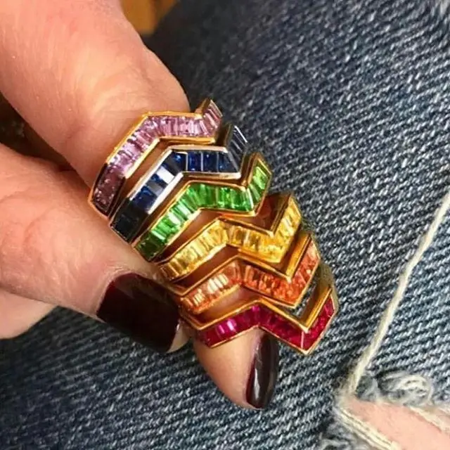 5 Colori Impilabili Cz Wave Twist Band Ring Vari Colori Bezel Set Geometry Stone Trendy Women Lady Finger Jewelry 6 7 8