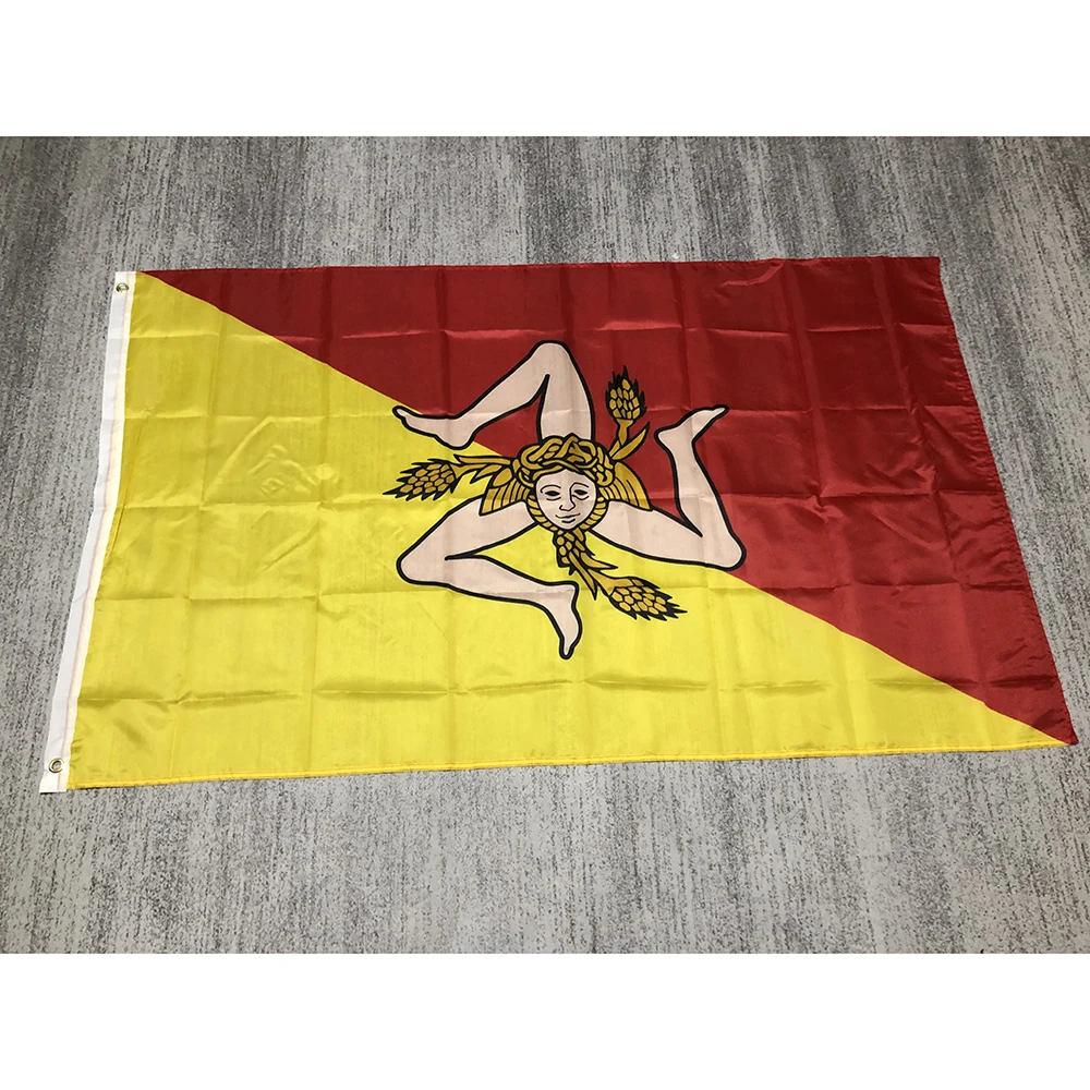 Bandiera Zxz Bandiera Della Sicilia 90X150Cm Doppia Penetrazione Poliestere Sicilia Bandiere E Striscioni Siciliani Italia Simbolo Trinacria Bandiera 