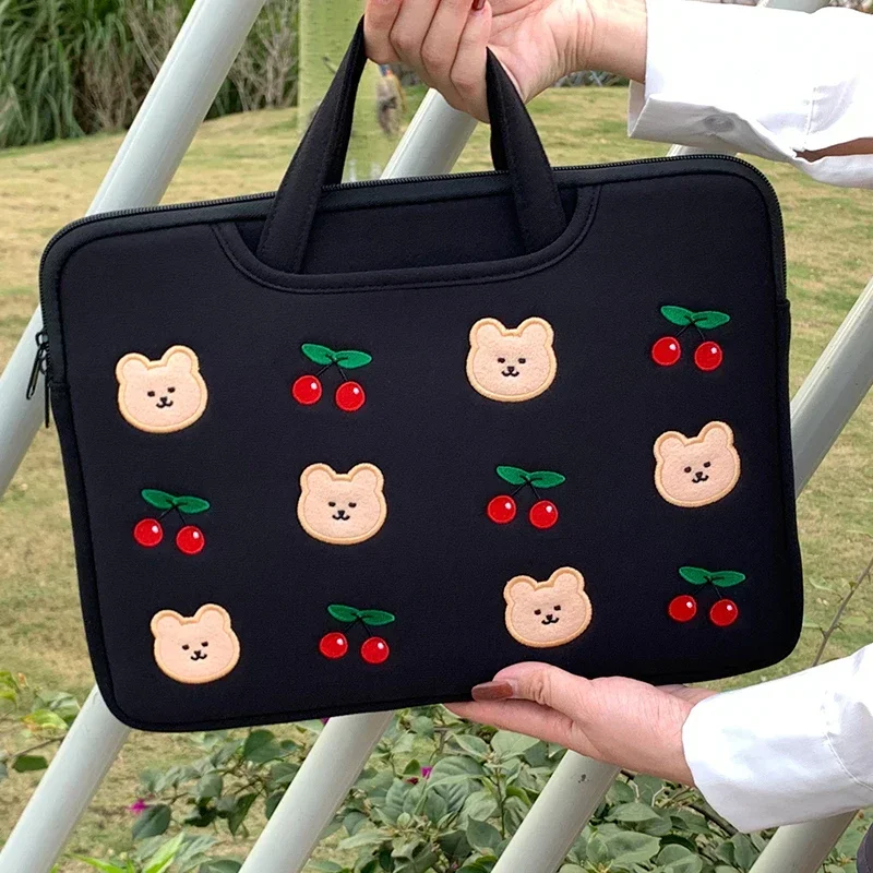 Cute Cartoon Bear Laptop Sleeves 13 13.3 15 15.6 16 Pollici Per Macbook Air13.6 Pro14 /Dell/Hp/Lenovo Notebook Handbag