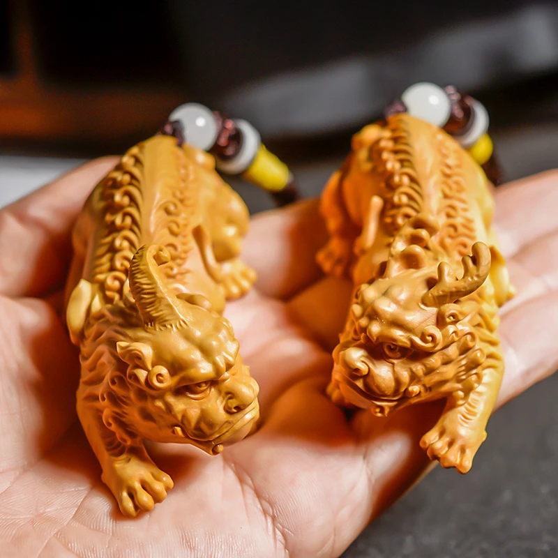 Xs703- 8.8 Cm Baby Dragon Boxwood Sculpture Pi Xiu Wood Carving Lucky Netsuke Feng Shui Statue Collection Ornaments