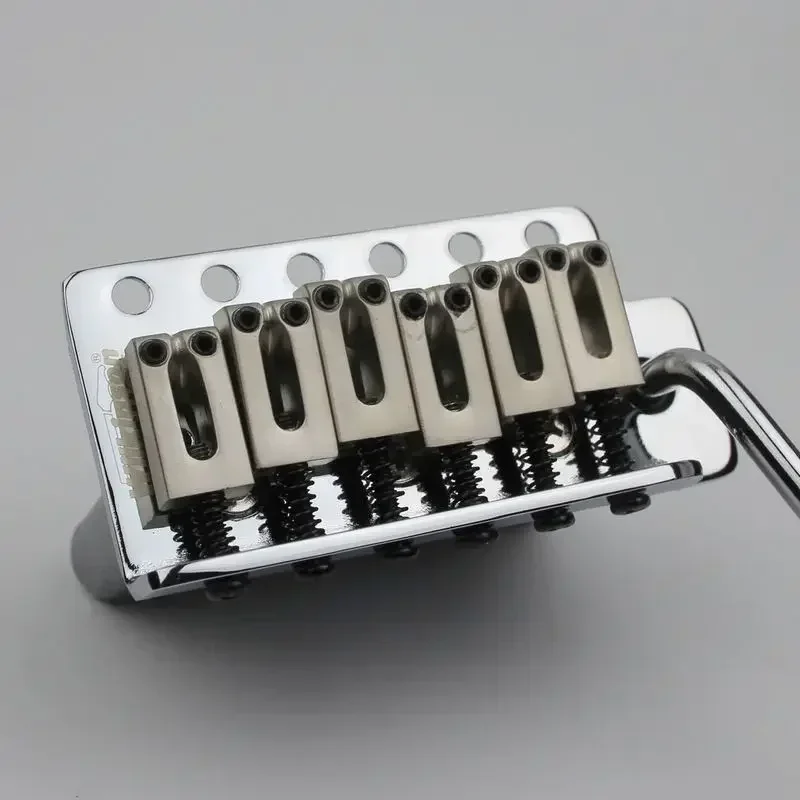 Wilkinson 6 St Strat Tremolo Bridge System Per Wov02 Vite Chrome Chitarra Elettrica Tipo Chitarra Argento