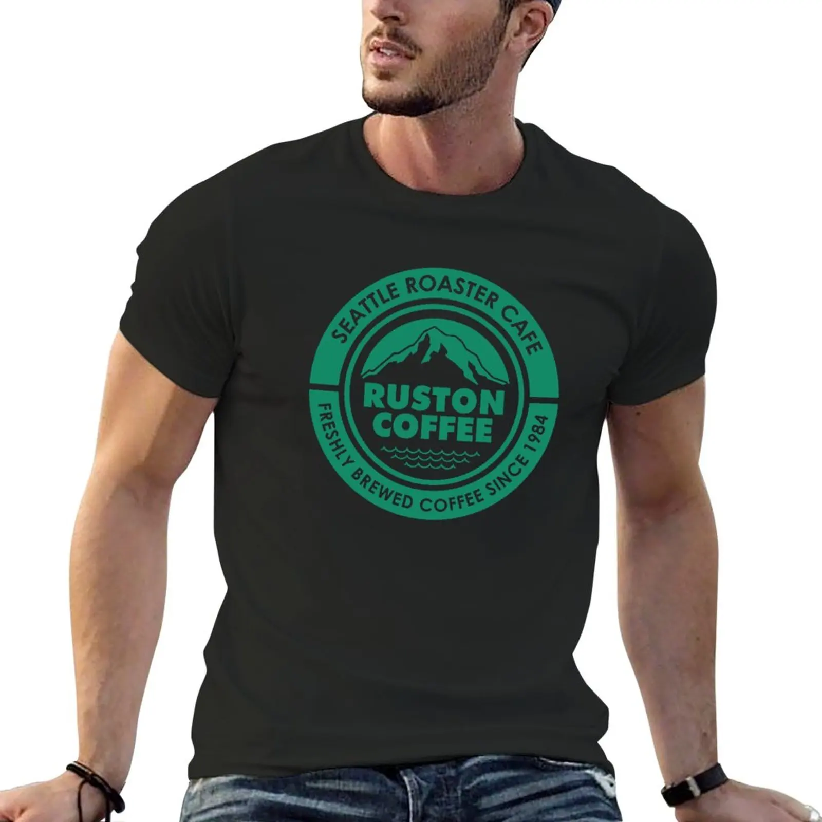 L'Ultimo Di Noi, Ruston Coffee Green, L'Ultimo Di Noi Seattle Coffee Shop T-Shirt Magliette Per Ragazzi Magliette Slim Fit Per Uomo