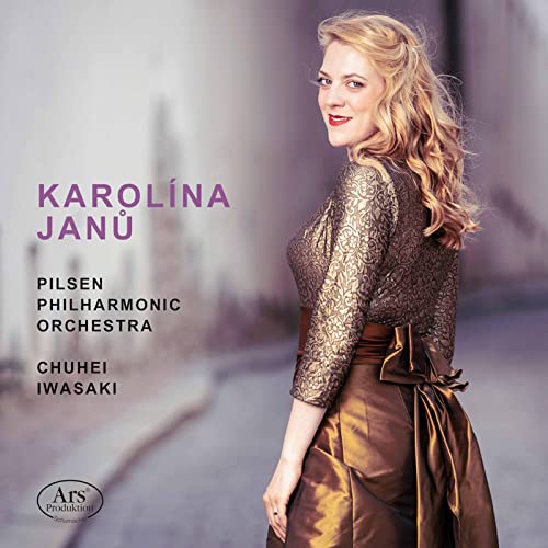 Karolina Janu Sings Operatic Arias