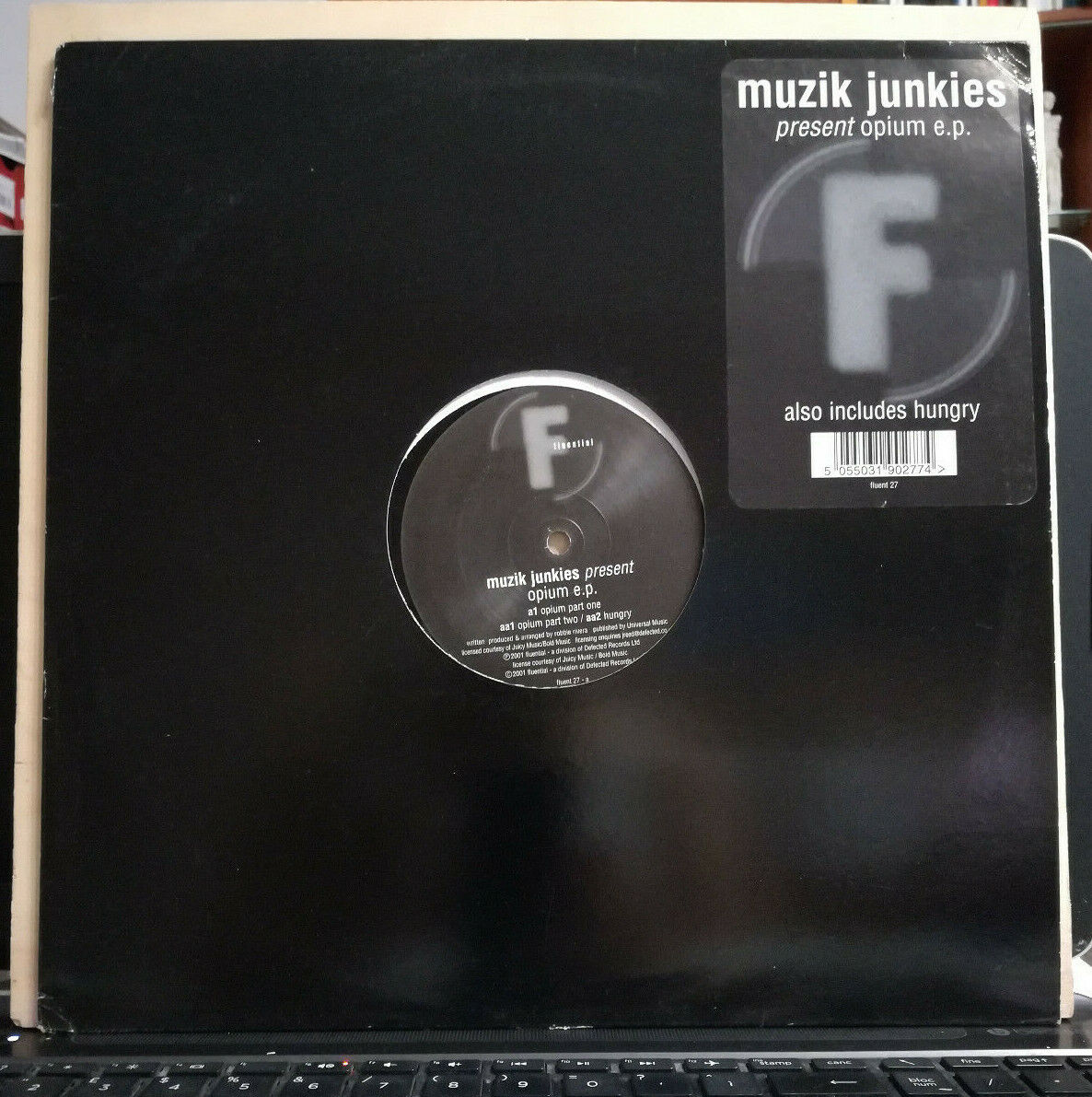 MUZIK JUNKIES OPIUM part ONE/TWO + HUNGRY - ep.33 giri IMPORT NUOVO 2001