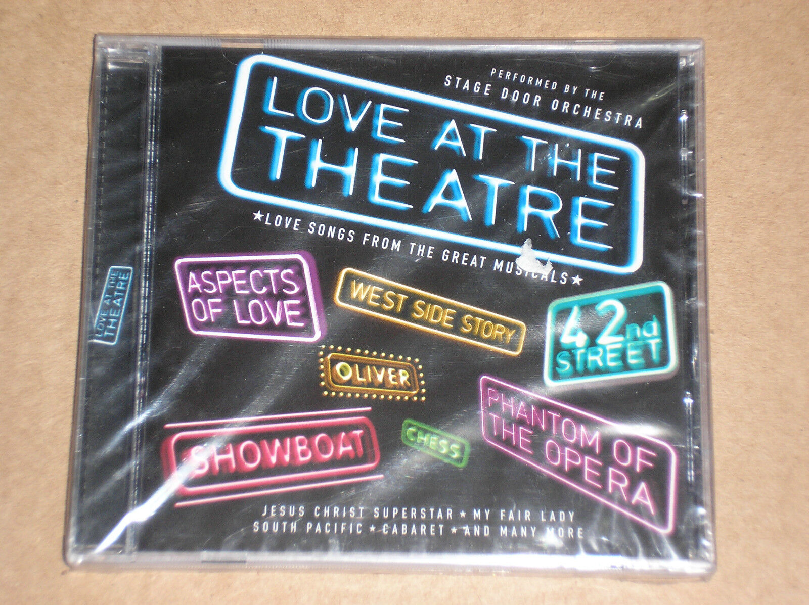 LOVE AT THE THEATRE (WEST SIDE STORY,HELLO DOLLY, CABARET)-CD SIGILLATO (SEALED)