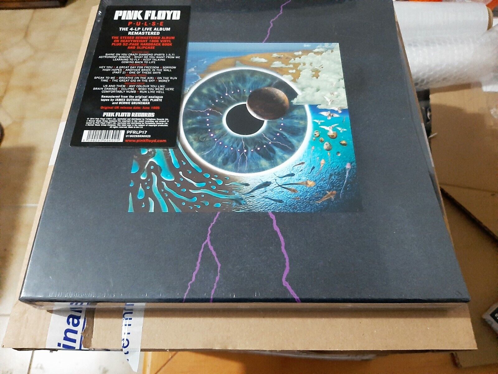 Pink Floyd ‎– Pulse ( 4 × Vinyl, LP Box Set)
