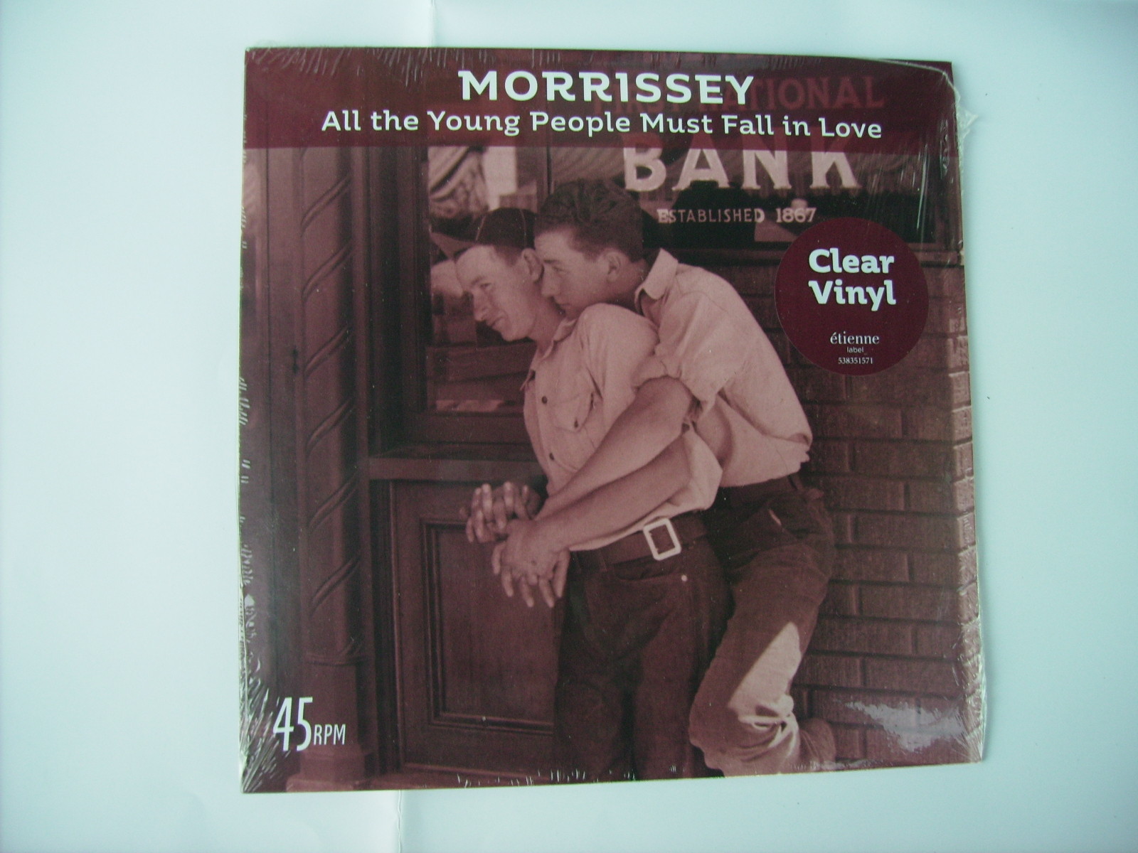 MORRISSEY - ALL THE YOUNG PEOPLE MUST FALL IN LOVE - 7" CLEAR VINYL NEW 2017