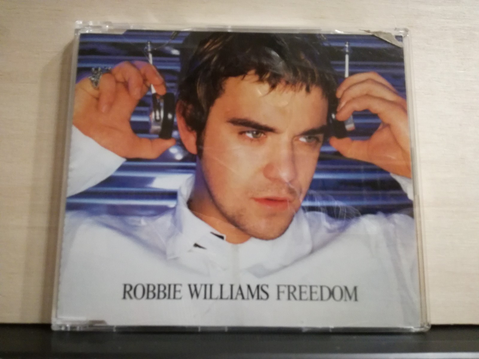 ROBBIE WILLIAMS-FREEDOM by G.MICHAEL - + INTERVIEW - CDS slim case nuovo E.S.