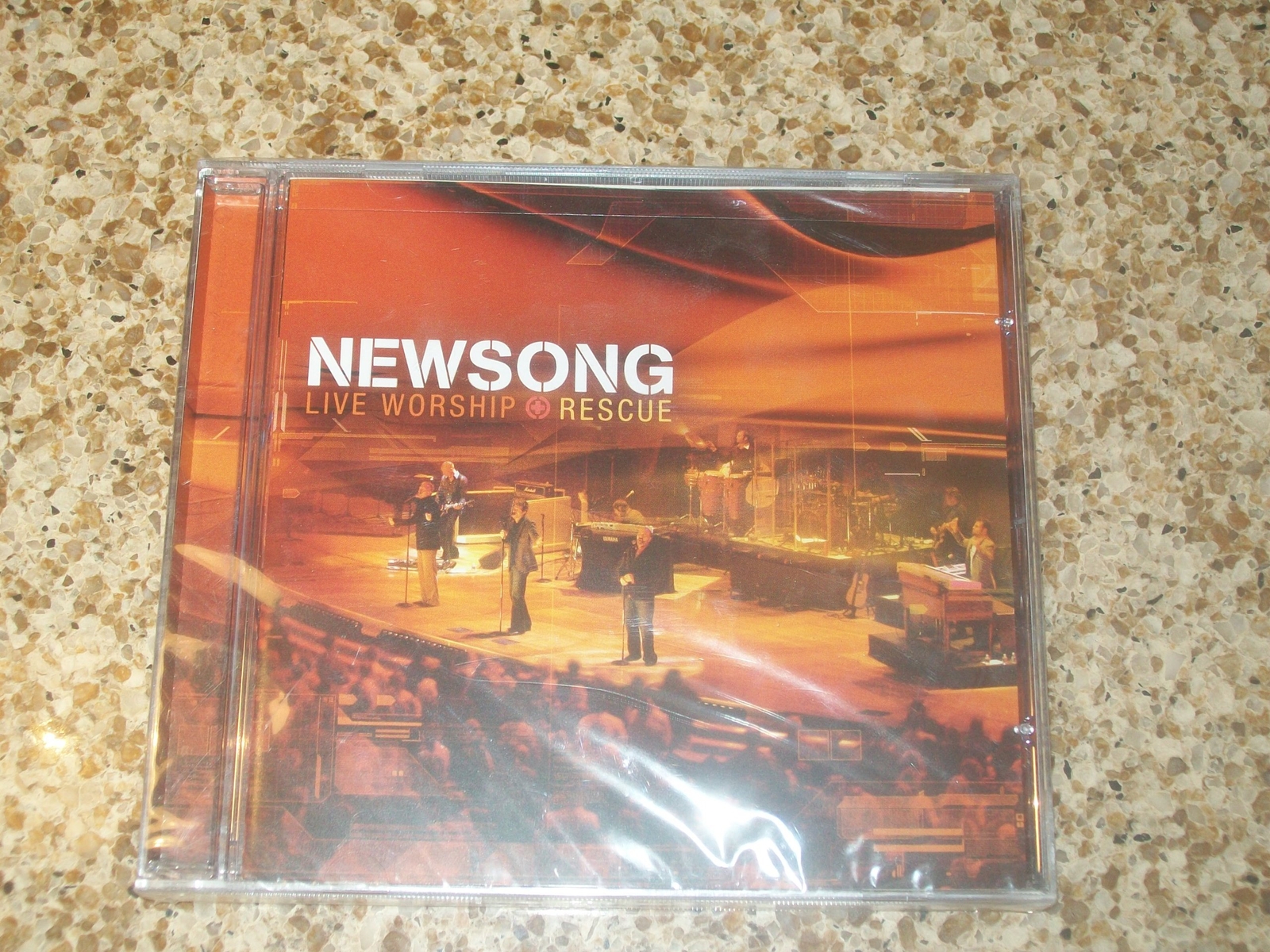 Newsong Rescue + 2 (CD)