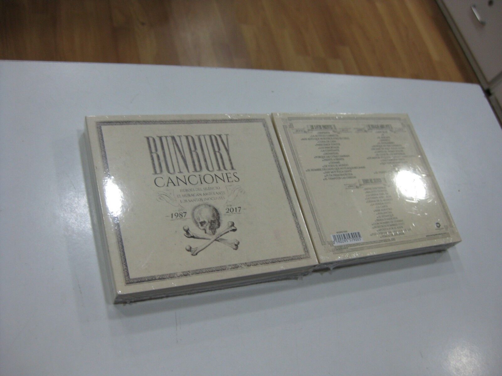 " Heroes Del Silencio Bunbury 3 CD Canciones 1987-2017 2018 Sigillato Nuovo