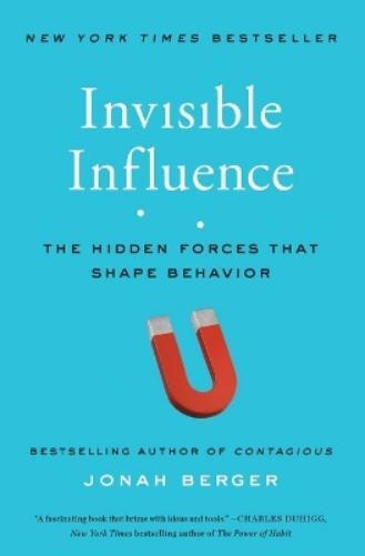 Jonah Berger Invisible Influence (Tascabile)