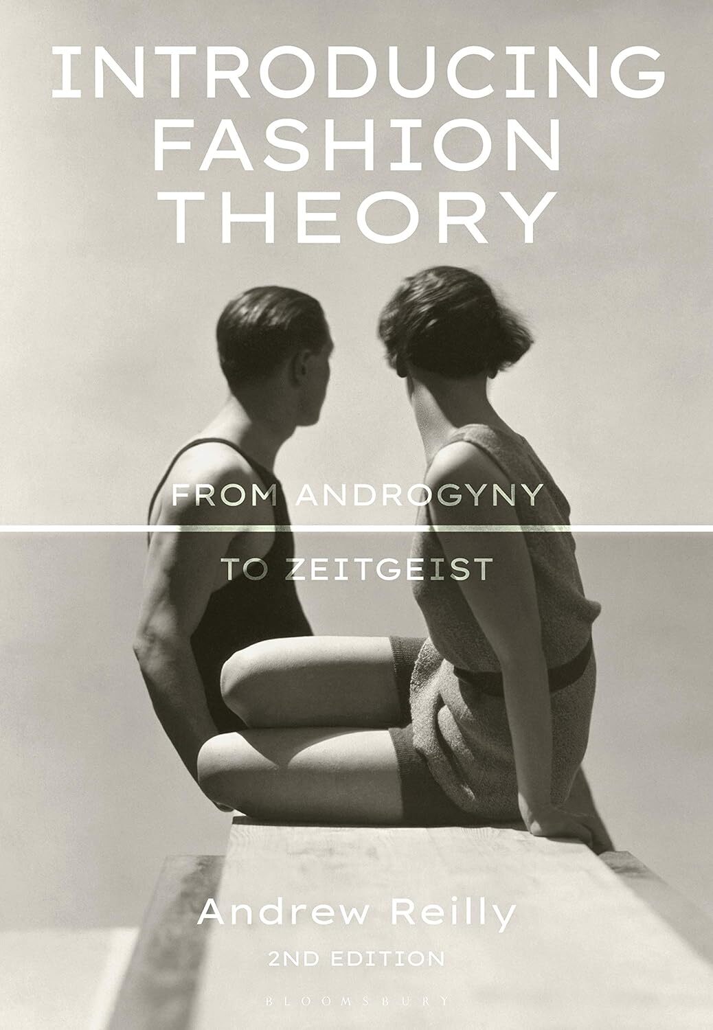 9781350091917 Introducing Fashion Theory: From Androgyny to Zeitgeist - Andrew R