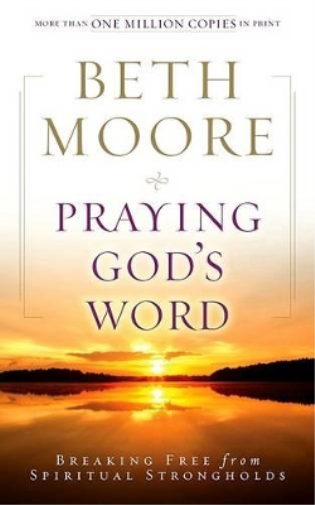 Beth Moore Praying God's Word (Tascabile)