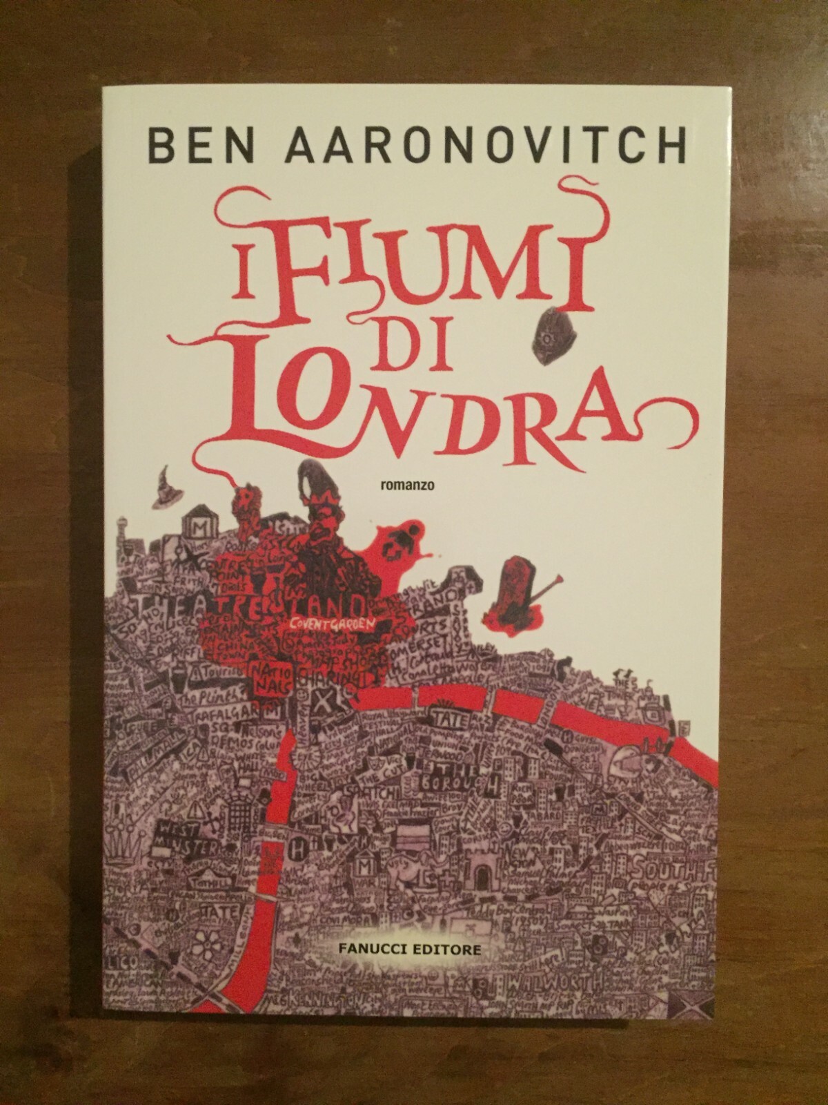 I fiumi di Londra. Peter Grant Vol. 1 - Ben Aaronovitch 9788834739853