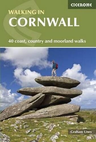 Graham Uney Walking in Cornwall (Tascabile)