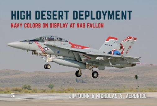 Jim Dunn Nicholas A Veronico High Desert Deployment (Tascabile)
