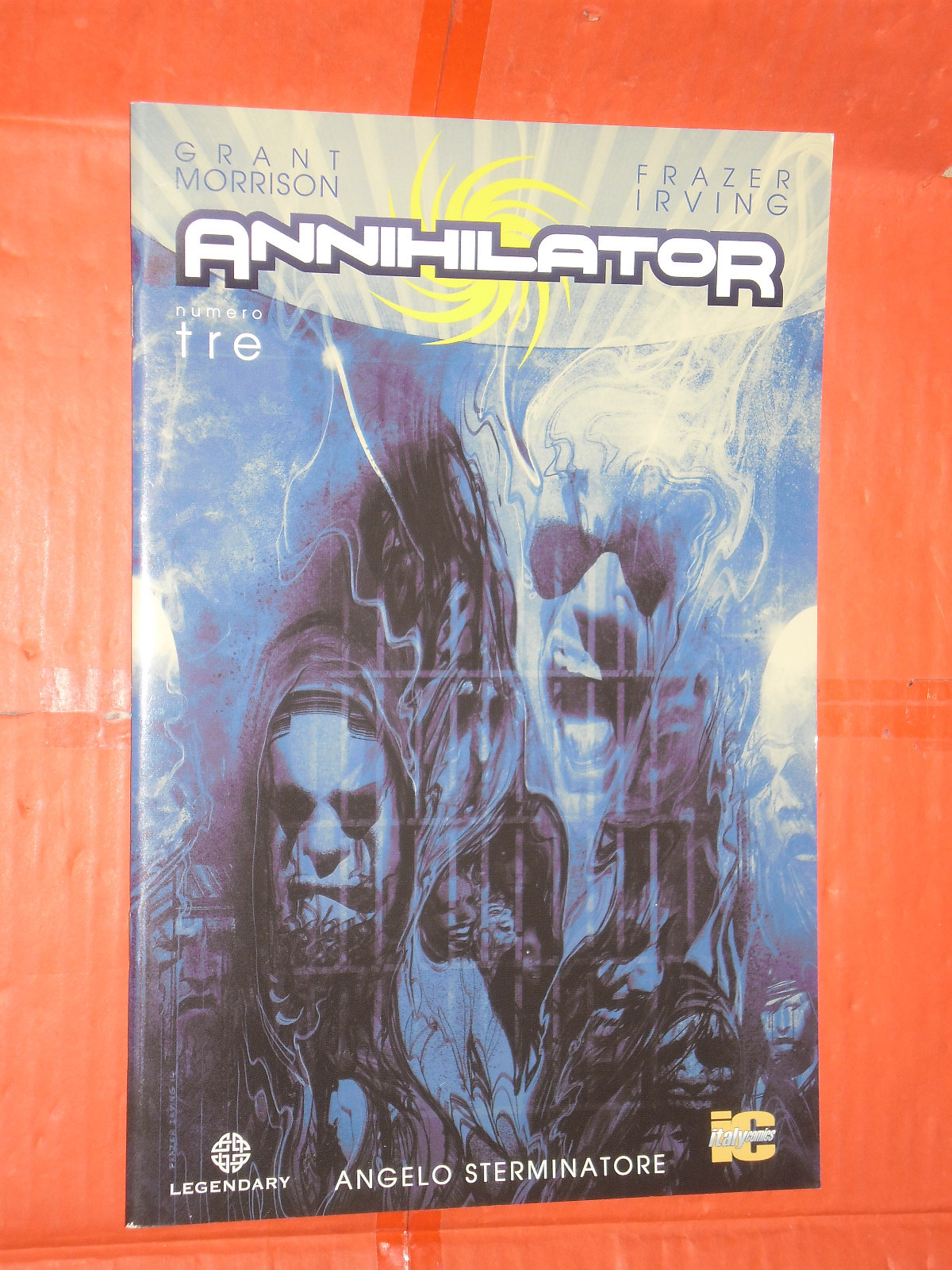 GRANT MORRISON-ANNIHILATOR -N°3 - ITALY COMICS SPILLATO A FUMETTI -LEGGENDARY