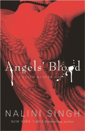 Nalini Singh Angels' Blood (Tascabile) Guild Hunter Series