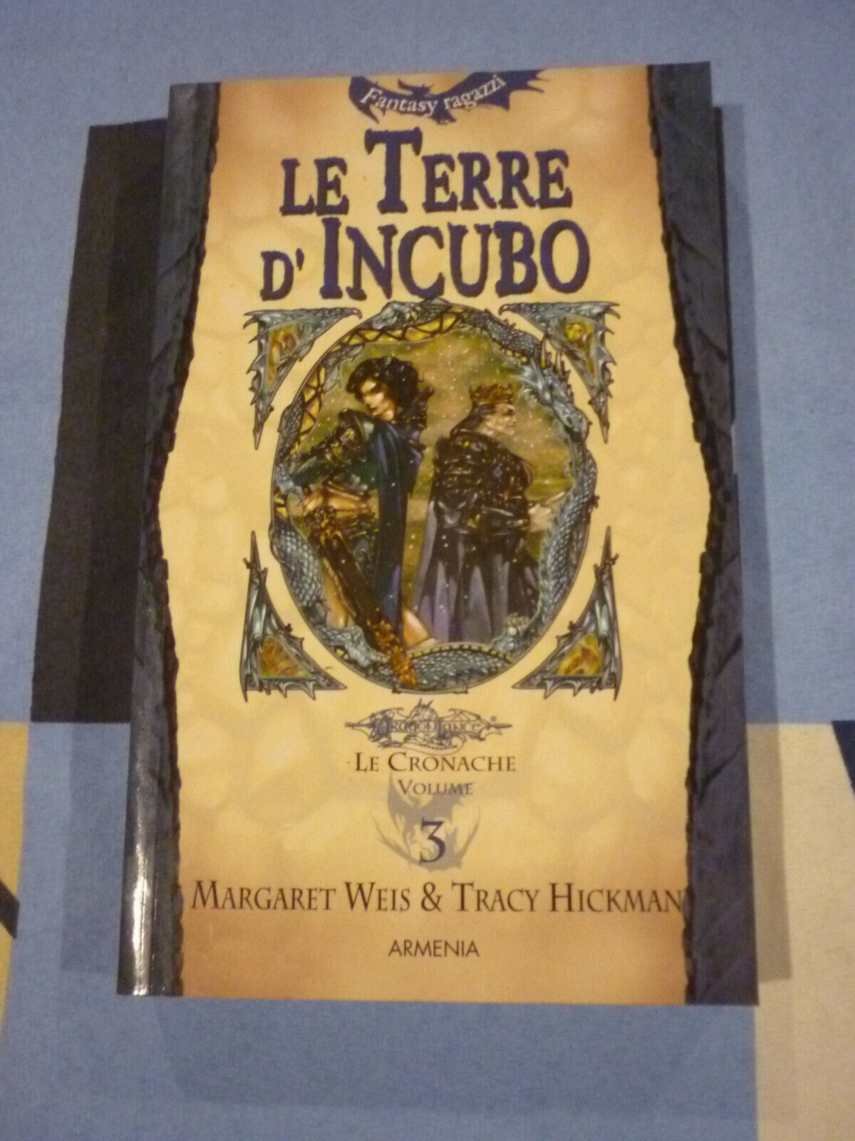 Le terre d' incubo Weis & Hickman Cronache 3