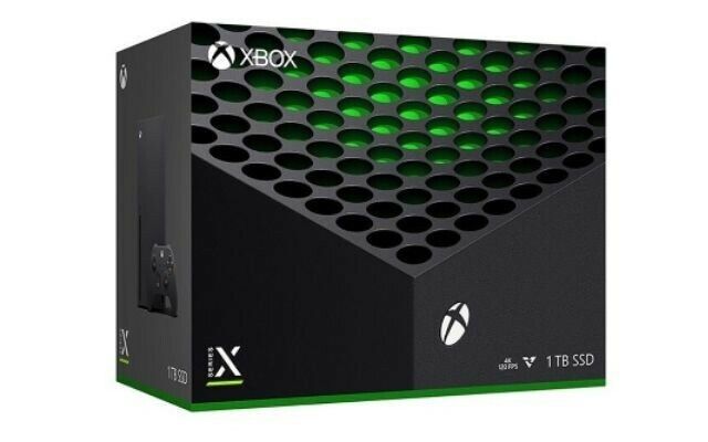 MICROSOFT XBOX Series X 1TB SSD Console + CONTROLLER INTROVABILE  BLUERAY DVD