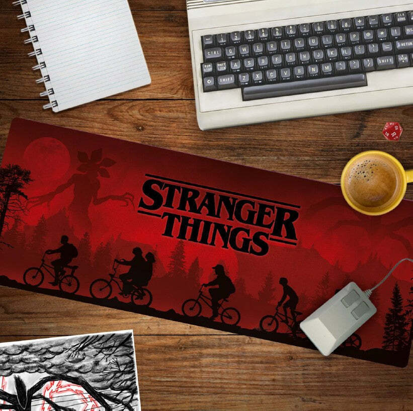 Stranger Things Logo Desk Mat Tappetino Scrivania 30 x 80cm. PALADONE PRODUCTS