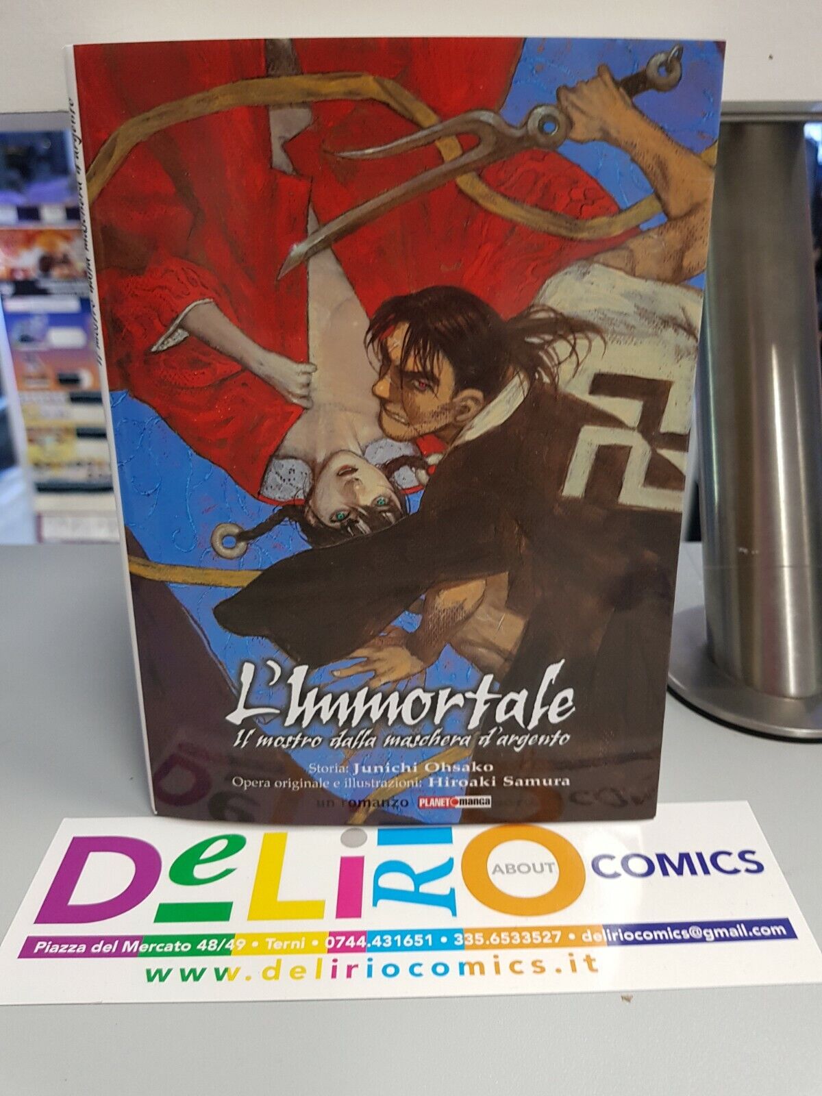 L’ IMMORTALE - IL MOSTRO DALLA MASCHERA D'ARGENTO Ed. PLANET MANGA SCONTO 5%