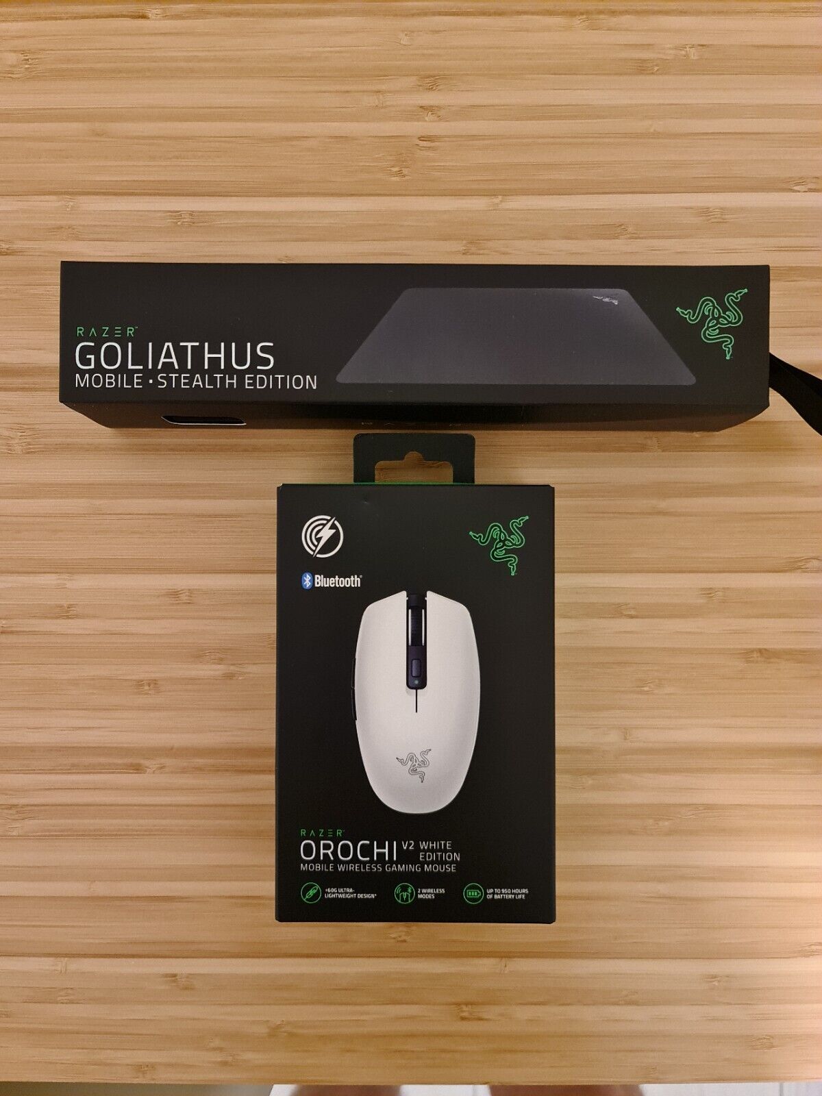 Razer Orochi V2 Mouse da Gaming Wireless  - Bianco E MOUSEPAD Razer