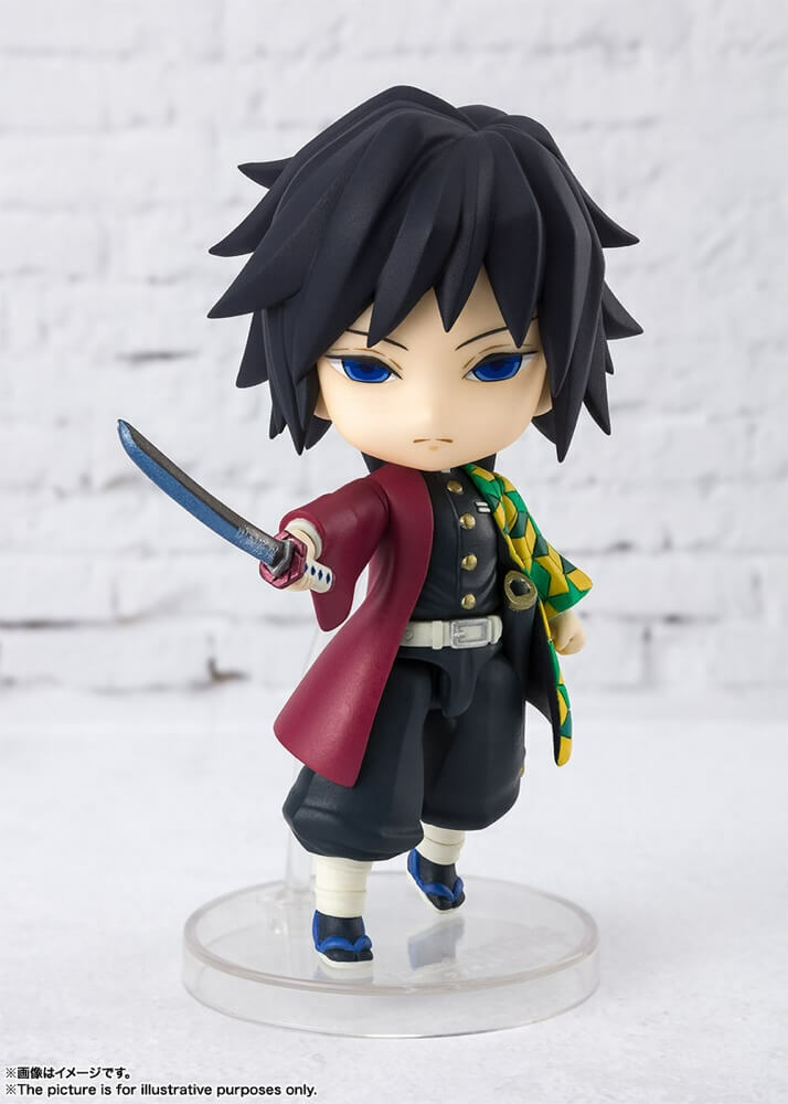 Giyu Tomioka Demon Slayer Kimetsu no Yaiba Slayer Figuarts Mini