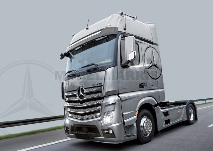 ITALERI 3905 1/24 Mercedes Benz Actros MP4 Giga Space