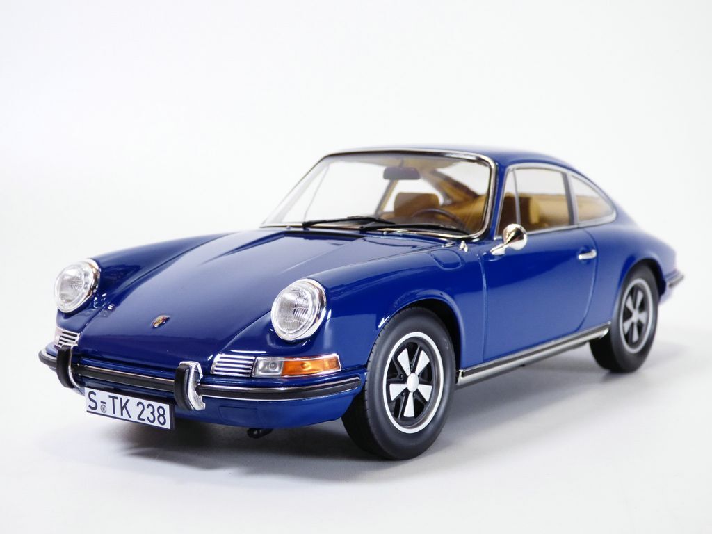 PORSCHE 911S bleu 1/18 1969