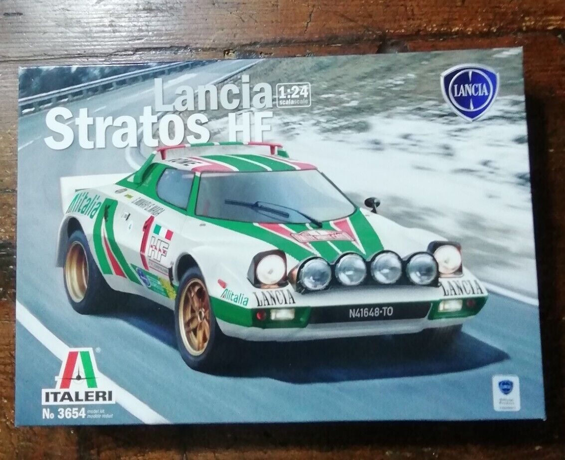 ITALERI 1/24 LANCIA STRATOS HF Alitalia - Kit 3654