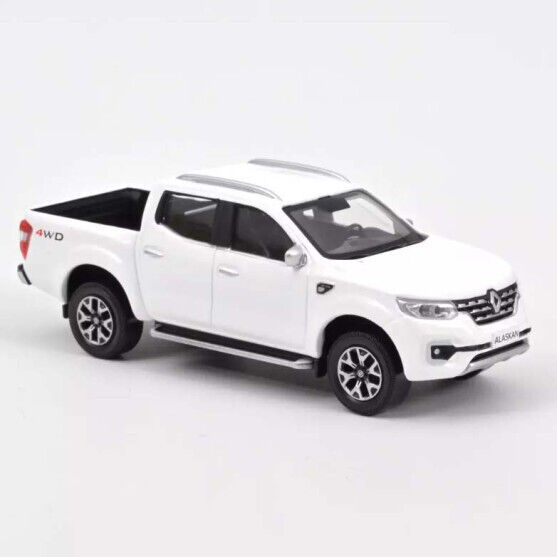Renault Alaskan 2017  white 1/43 Norev 518353