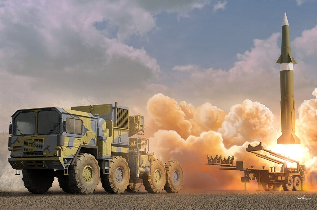 M1001 W/m790 Erector Launcher Trailer 1:35 Plastic Model Kit I LOVE KIT