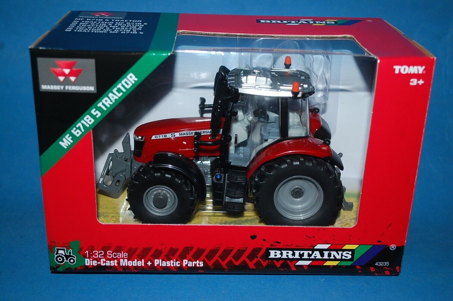 Britains 43235 - MF6718 S Tractor  Die-Cast Model + Plastic Parts scala 1/32