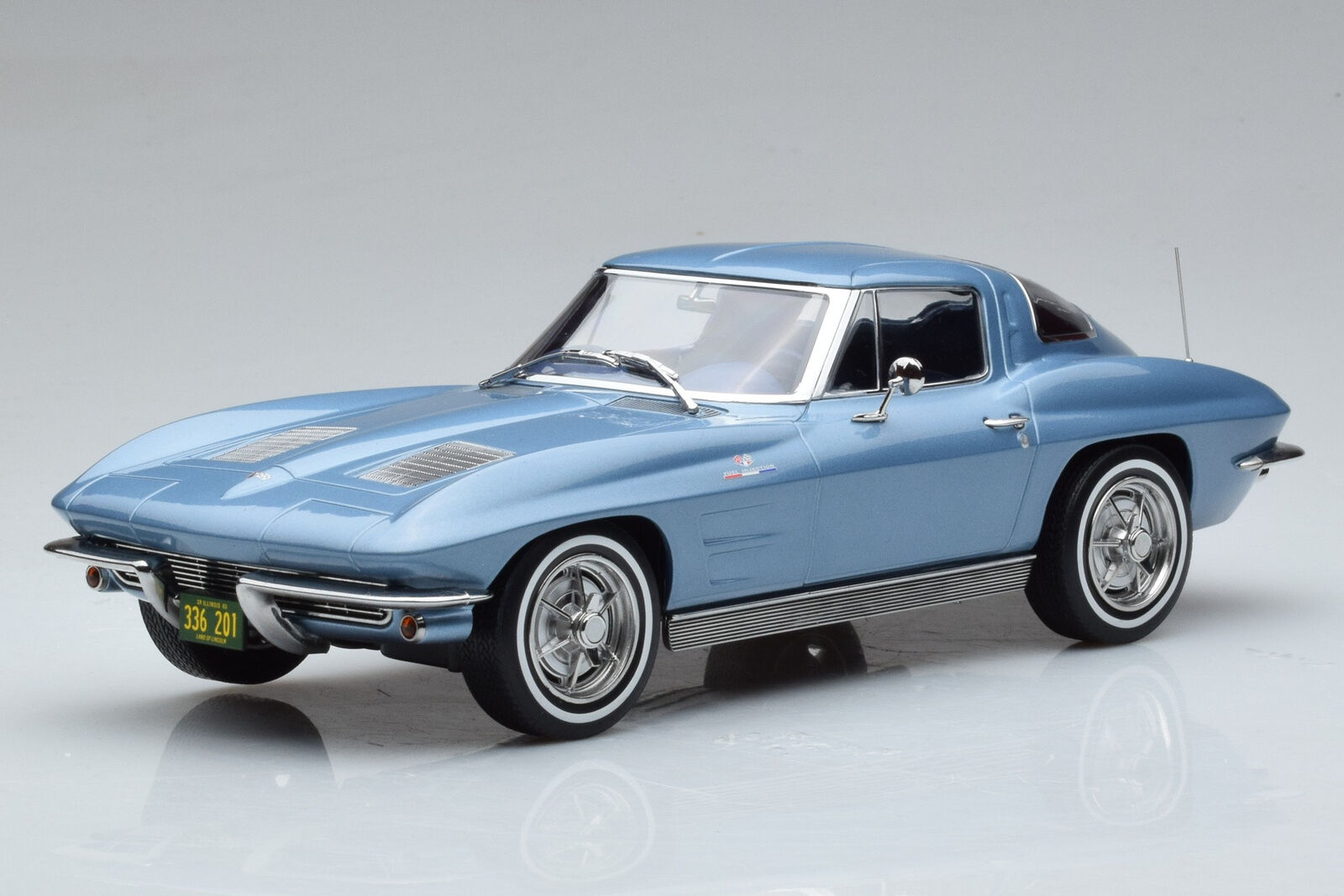 Chevrolet Corvette Sting Ray Blue Norev 1/18