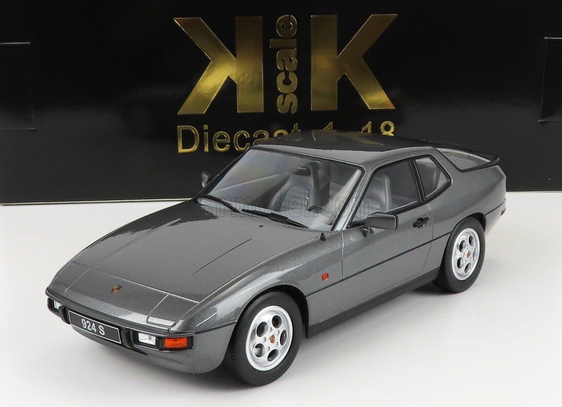 MODELLINO AUTO STATICO DIECAST PORSCHE 924S COUPE 1986 GRIGIO SCALA 1/18