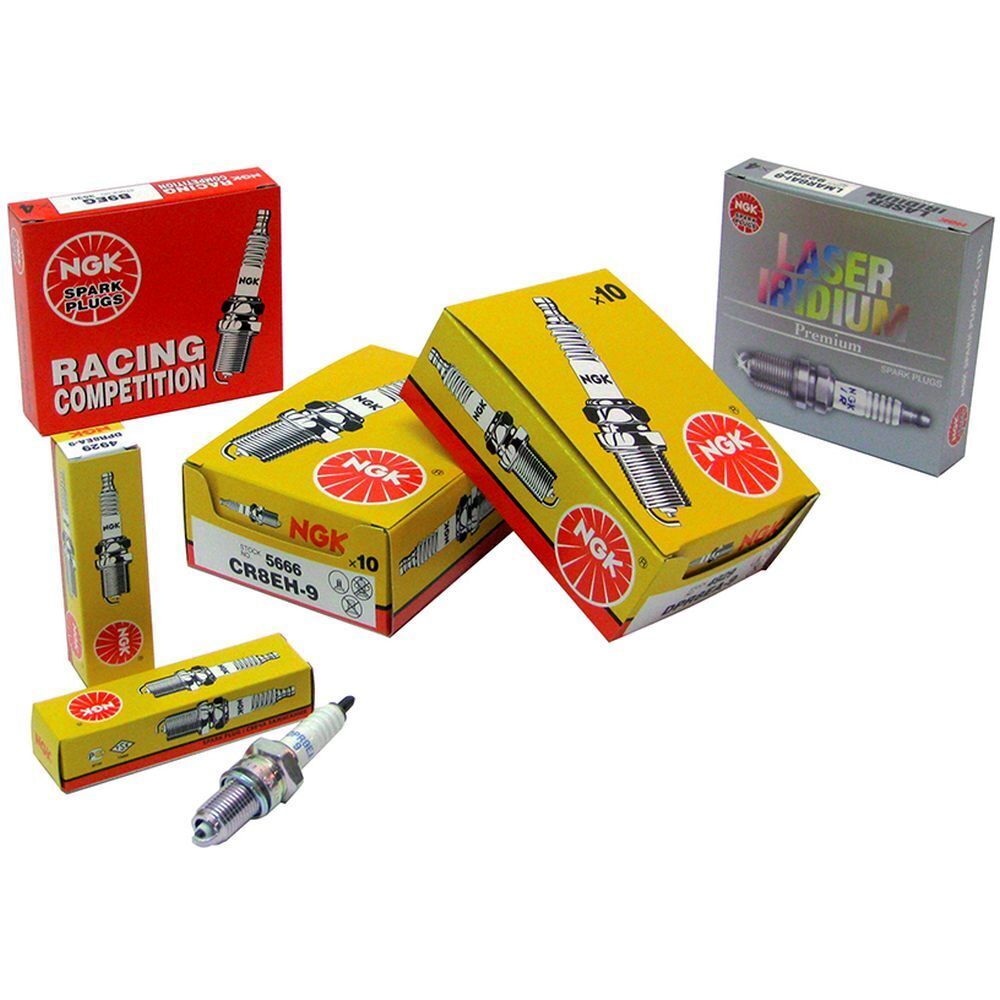 CONFEZIONE SINGOLA 1 CANDELA NGK BPR6HS PER SUZUKI 50 AY KATANA 1997-2006