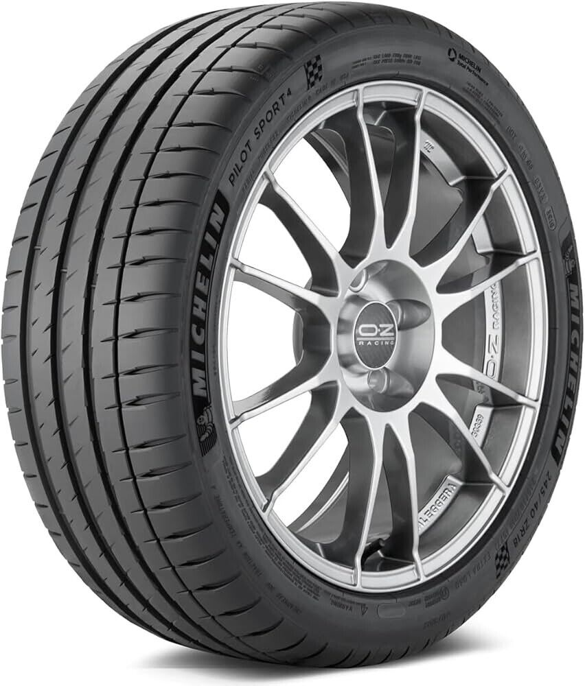 Pneumatici Estivi Michelin 245/30 ZR20 XL 90Y Pilot Sport 4S NUOVI (DOT 45/16)