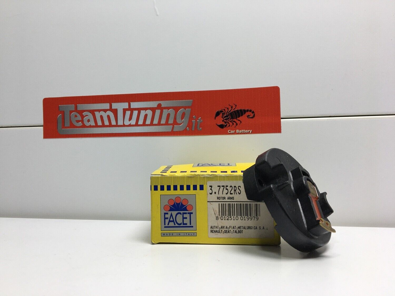FIAT 127 900cc-FIAT132 16cc-FIAT PANDA 141 800cc SPAZZOLA DISTRIBUTORE ACCENSION