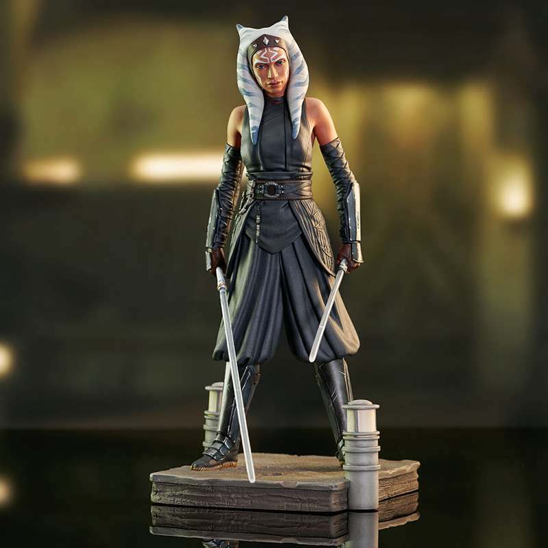 Star Wars The Mandalorian Season 2 Ahsoka 10" Statue DIAMOND SELECT TOYS