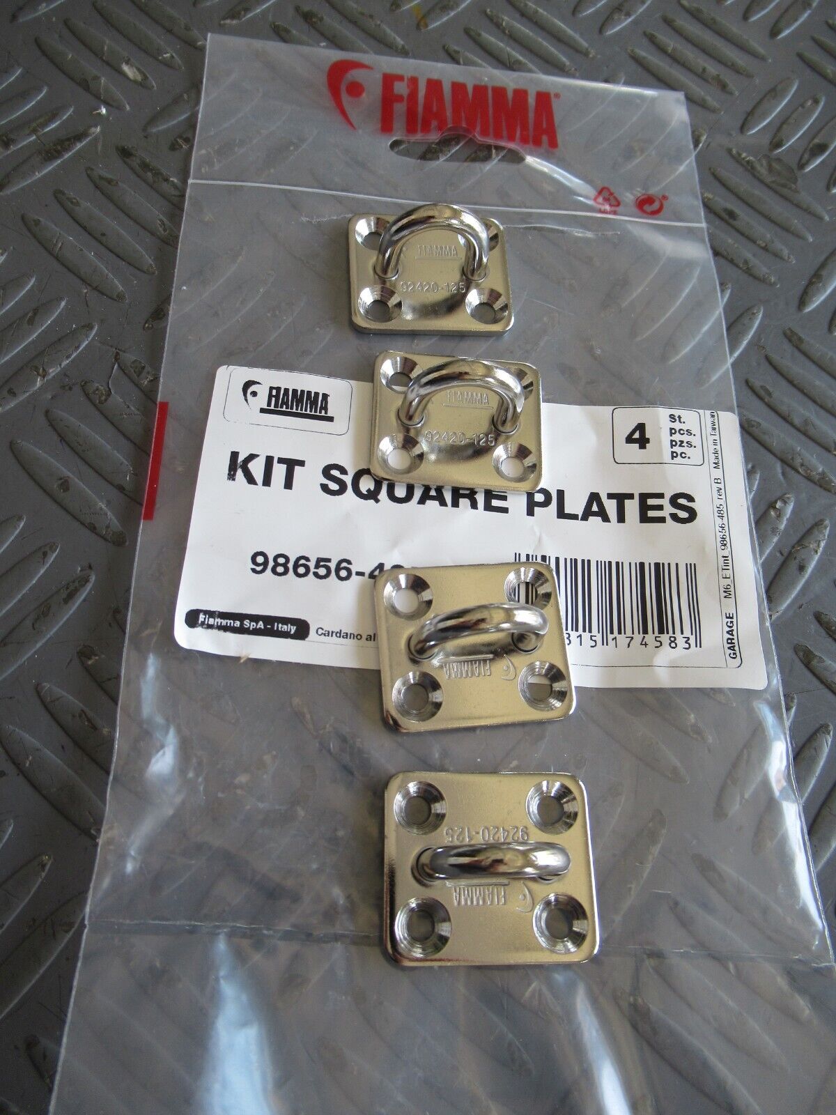 FIAMMA 98656-485 KIT SQUARE PLATES  GANCI APPIGLIO IN ACCIAIO CROMATO  CARAVAN