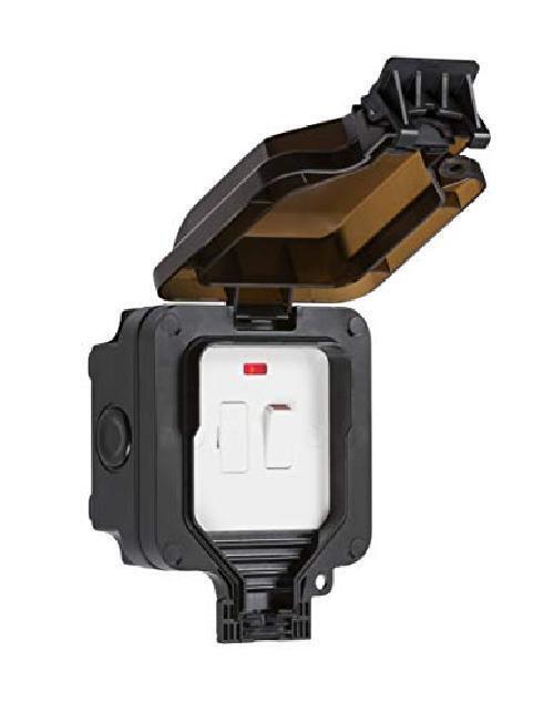 Knightsbridge OP63N - Sperone fusibile commutato resistente alle intemperie con