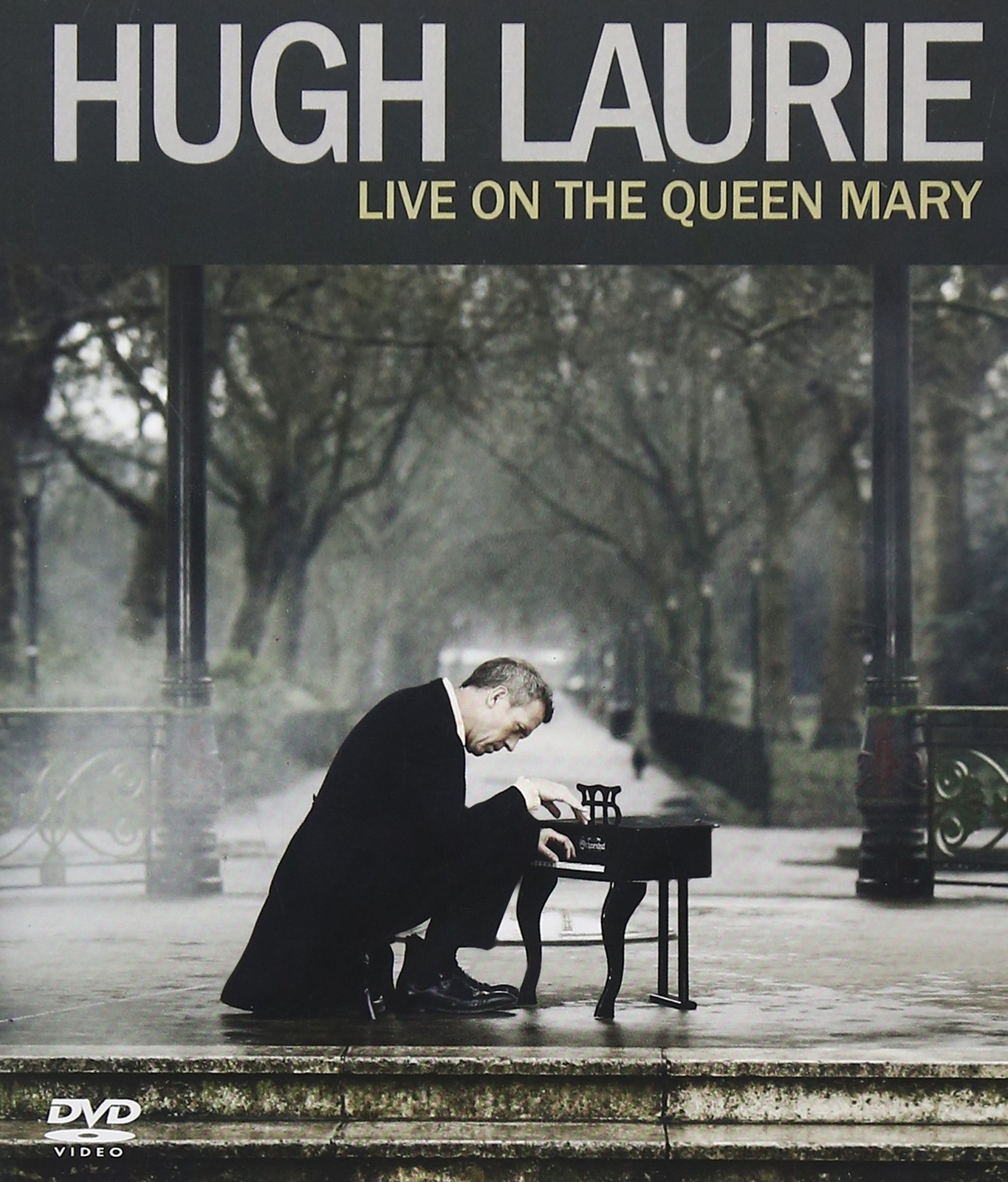 LIVE ON THE QUEEN MARY (DVD) Hugh Laurie