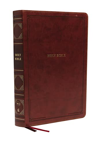 Holy Bible: New King James Version, Reference Bible, Brown, Super Giant Print, Leathersoft, Red Letter Edition, Comfort Print