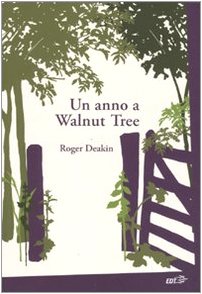 Un Anno A Walnut Tree