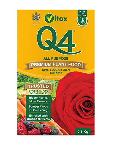 Vitax Q4 Fertilizer 0.9Kg